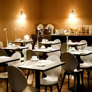 **** Hotel New Charlemagne Bélgica