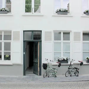 2* Bed and breakfast Alphabet - Luxury And Art Gallery